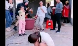 搞笑最新爆料视频大全,笑到肚子疼！