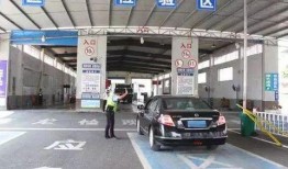 惠州停车场爆料视频最新,违规停车现象严重，车主呼吁加强管理